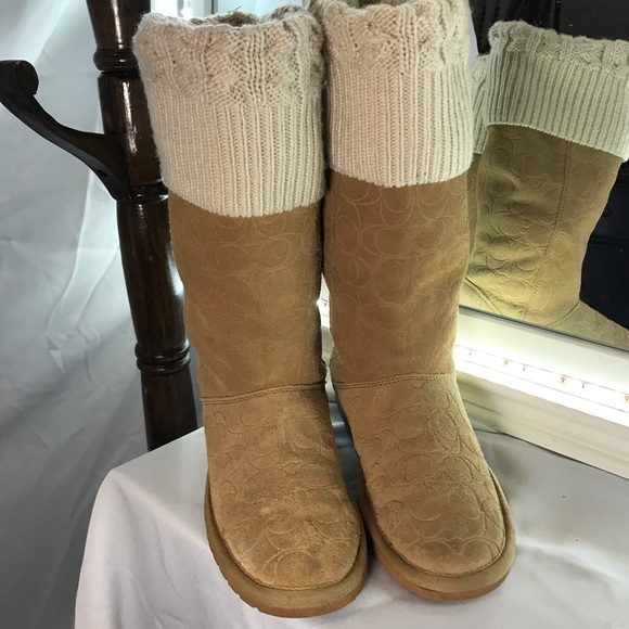 Coach boots